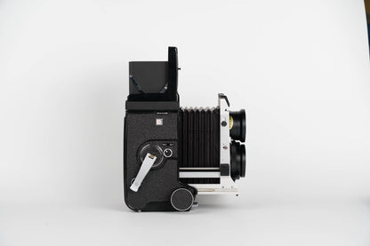 Mamiya C330 Professional | Sekor 80mm f2.8 (Blue Dot)